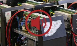 هشدار صوتی و نوری در یو پی اس 3 چراغ اخطار و بوق ممتد